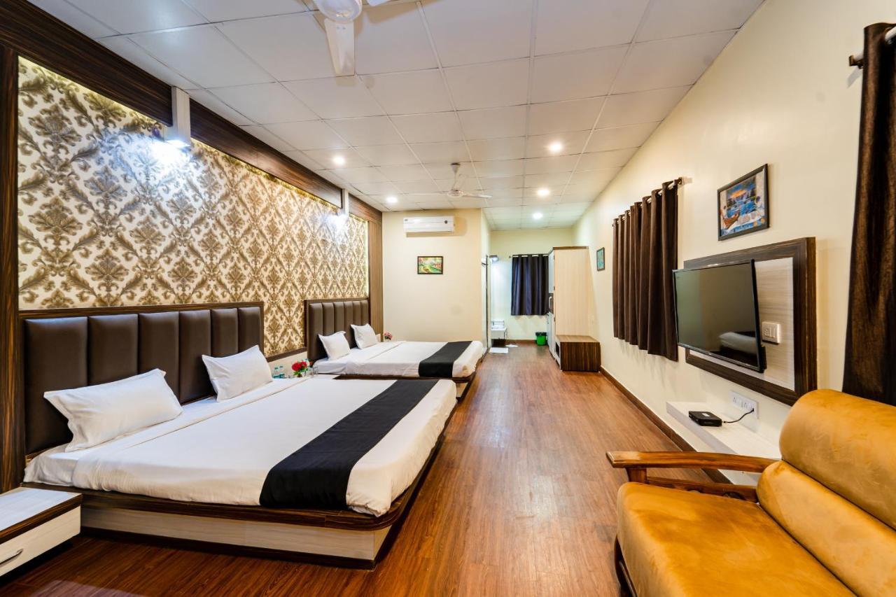 Narmada Hills Resort Godarpura Exterior foto