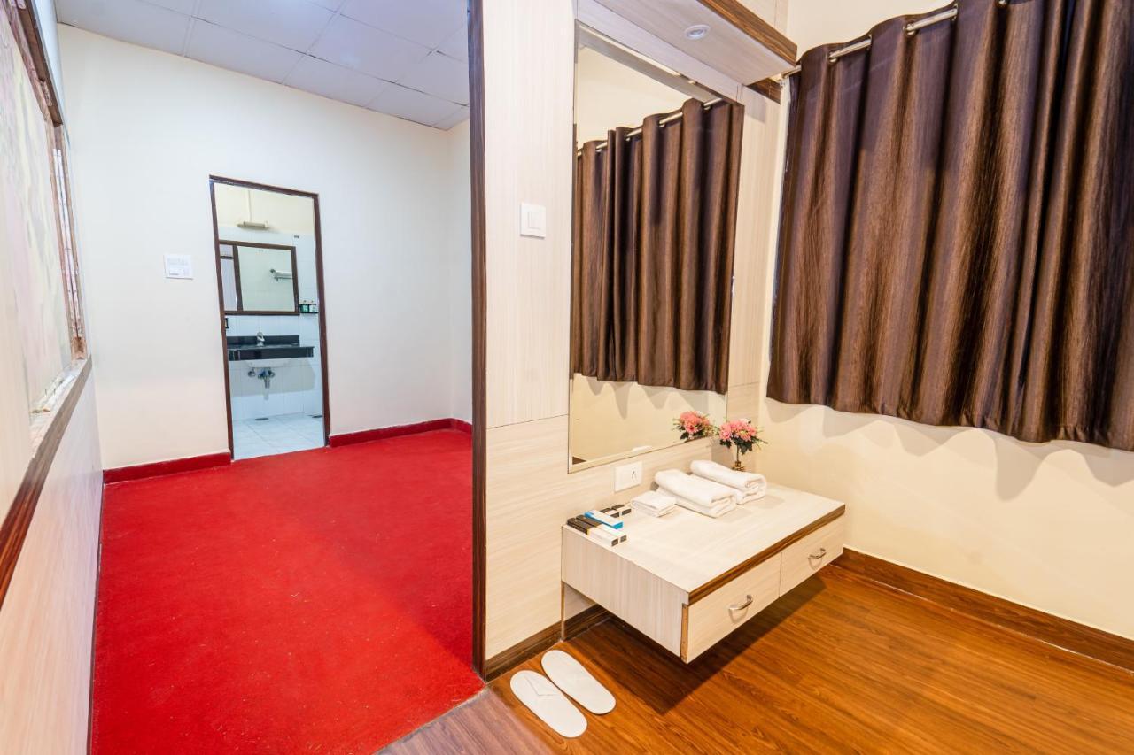 Narmada Hills Resort Godarpura Exterior foto